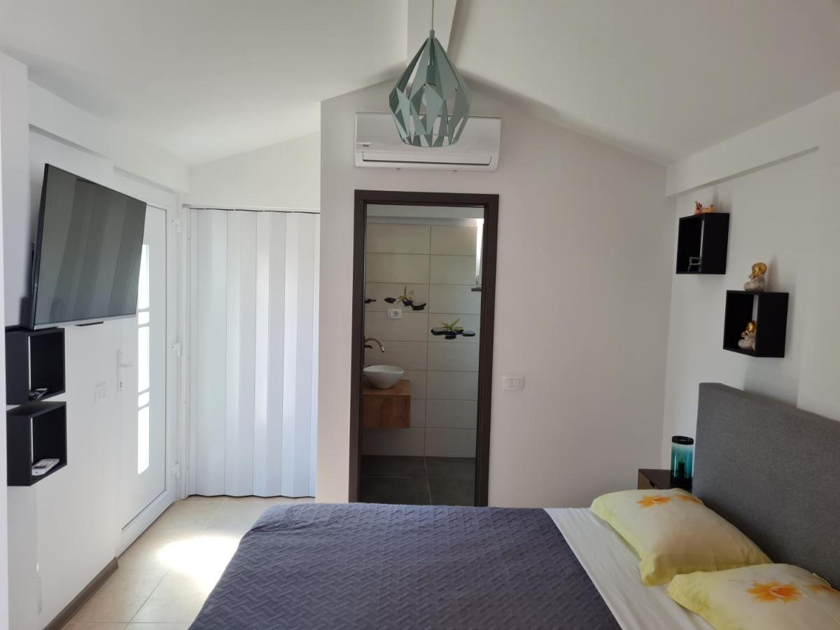 Rooms Ancora Savudrija Exteriör bild
